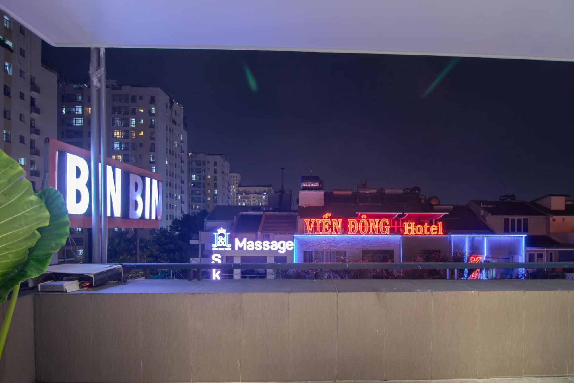 Bin Bin Hotel 6 - Near Secc D7 Thành Pho Ho Chí Minh Esterno foto